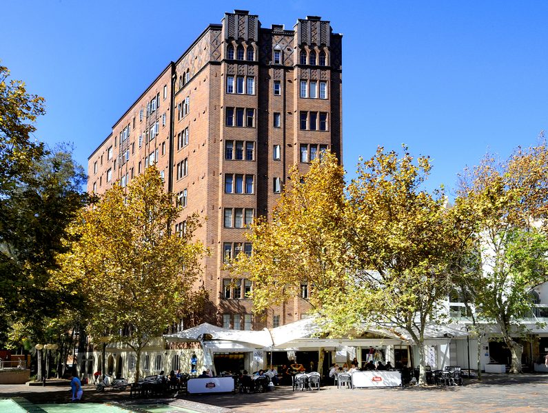 1A Elizabeth Bay Drive, Elizabeth Bay